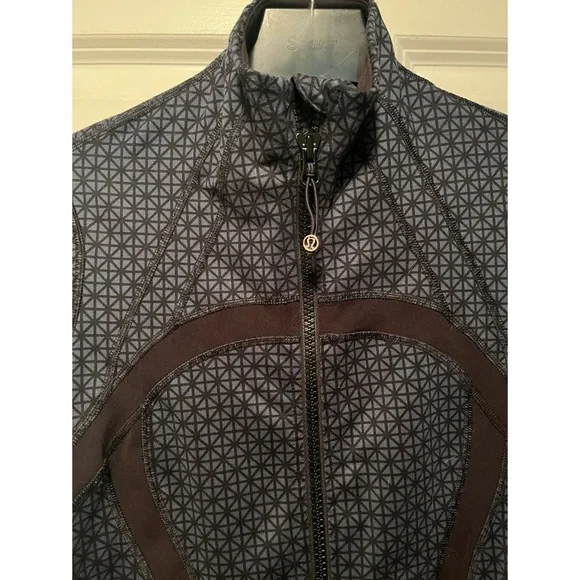 Lululemon Blue Patterned Zip Up - Picture 2 of 4
